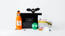 Load image into Gallery viewer, Halloween Haunts Hamper